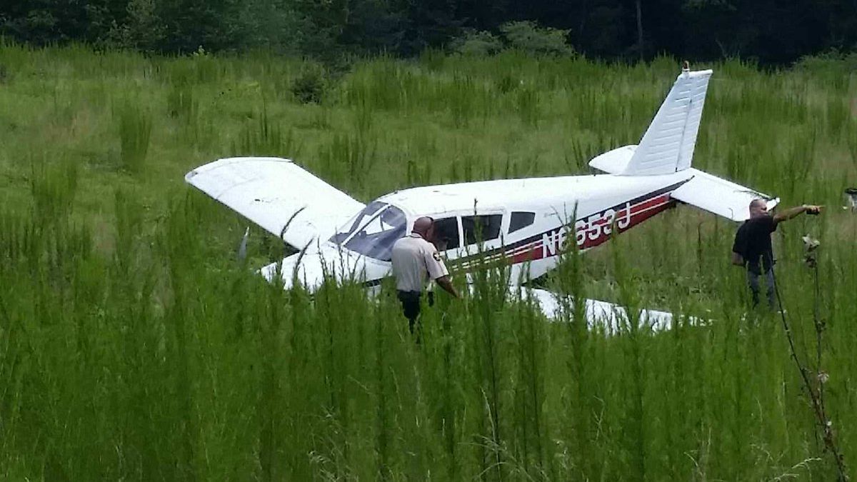 Plane from Jacksonville crashes in