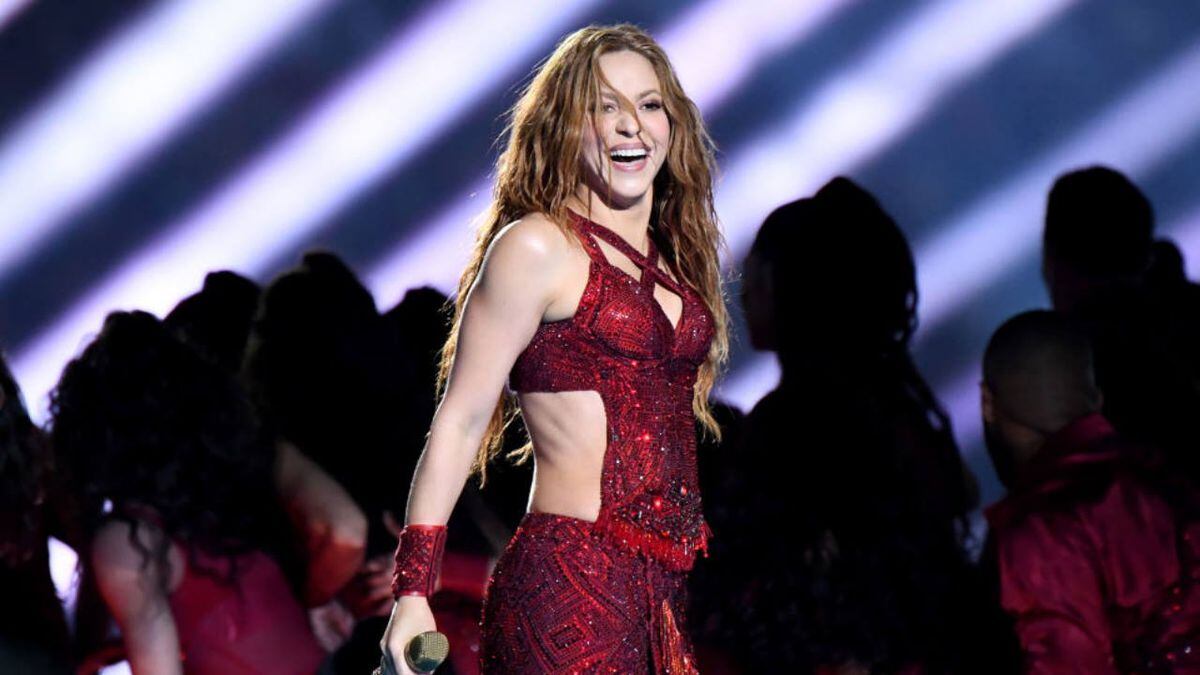 Shakira announces 2021 world tour