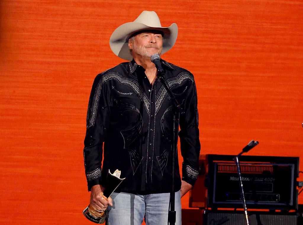 Final tour stop: Alan Jackson confirms end of touring due to health – Action News Jax